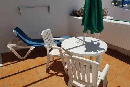 Bonito Apartamento Reformado En Las Coronas Costa Teguise Exterior photo